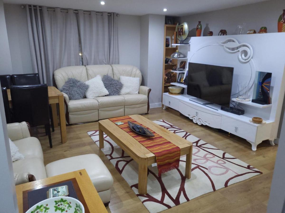 2 Bed * Southend-on-Sea